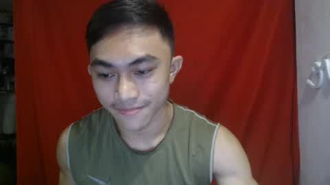 Snapshot of cutie_hunk69 chatting on June 2026 01:58:02 AM cutie_hunk69 online show from June 2026 01:58:02 AM