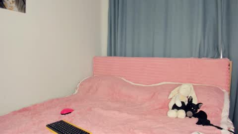 Snapshot of cutie_j chatting on February 2026 07:58:02 AM cutie online show from February 2026 07:58:02 AM