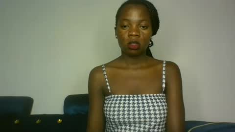 Snapshot of cutie_plush chatting on June 2026 07:18:01 PM cutieplush online show from June 2026 07:18:01 PM