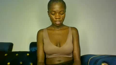 Snapshot of cutie_plush chatting on June 2026 06:31:02 PM cutieplush online show from June 2026 06:31:02 PM