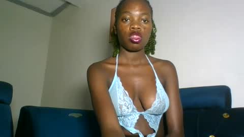 Snapshot of cutie_plush chatting on July 2026 07:12:02 PM cutieplush online show from July 2026 07:12:02 PM