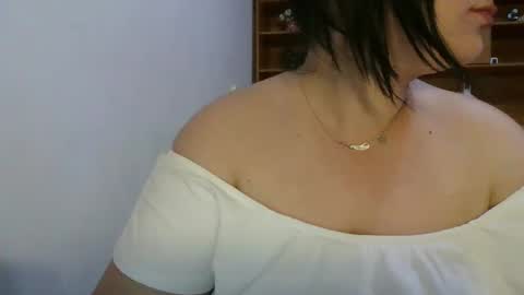 Ami online show from May 2026 10:29:01 PM