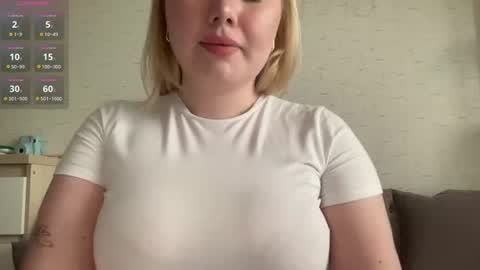 Snapshot of cutiejulie_ chatting on June 2026 01:11:01 PM Julie online show from June 2026 01:11:01 PM
