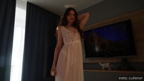 Snapshot of cutierori chatting on September 2025 04:14:01 AM Rori  Instagram cutierori  online show from September 2025 04:14:01 AM