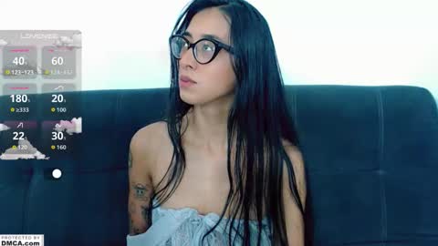 miss ari  online show from December 2025 11:19:01 AM