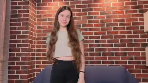 Ashly online show from July 2026 07:06:02 PM
