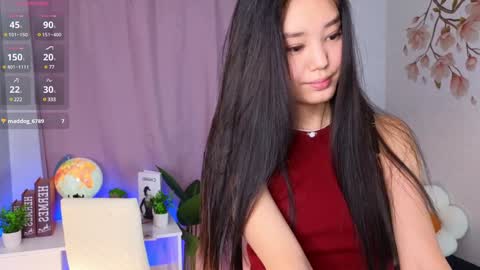 Snapshot of cweneharwick chatting on December 2024 03:11:01 PM Welcome in my room My name is Mila did you miss me lets play - check menu to have fun online show from December 2024 03:11:01 PM