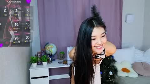 Snapshot of cweneharwick chatting on December 2024 03:04:02 PM Welcome in my room My name is Mila did you miss me lets play - check menu to have fun online show from December 2024 03:04:02 PM