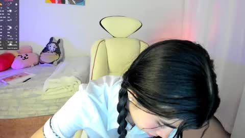 Liz online show from February 2025 12:49:02 AM