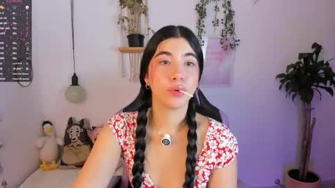 Snapshot of cyber_lizz chatting on May 2026 11:21:01 PM Liz online show from May 2026 11:21:01 PM