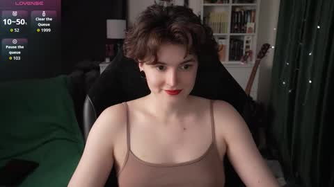 Snapshot of cybersamuraii chatting on October 2025 08:08:01 PM Helen Blossom online show from October 2025 08:08:01 PM