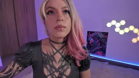  cyber zoe   online show from January 2026 11:34:01 AM