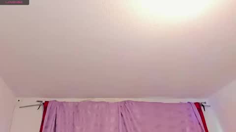 Snapshot of cynthiawatson_ chatting on September 2025 02:16:01 PM Cynthia online show from September 2025 02:16:01 PM