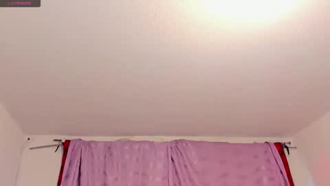 Snapshot of cynthiawatson_ chatting on September 2025 01:11:02 PM Cynthia online show from September 2025 01:11:02 PM