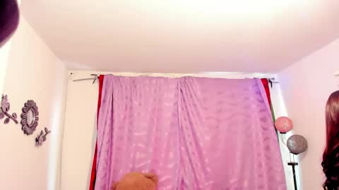 Snapshot of cynthiawatson_ chatting on October 2025 01:33:02 PM Cynthia online show from October 2025 01:33:02 PM