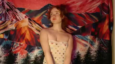 cypresskneez online show from April 2026 03:53:02 AM