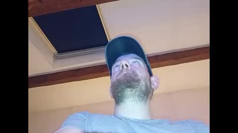 cyrilhot11200 online show from December 2024 04:58:02 AM