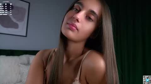 Isabella online show from February 2026 01:03:01 AM