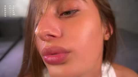 Snapshot of czamabech chatting on July 2026 03:23:01 AM Isabella online show from July 2026 03:23:01 AM