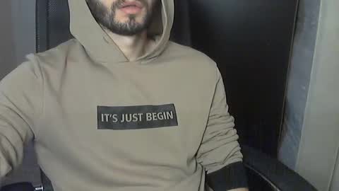 Snapshot of d_____________k chatting on November 2025 10:37:01 AM Dolce online show from November 2025 10:37:01 AM