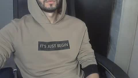 Snapshot of d_____________k chatting on November 2025 10:07:01 AM Dolce online show from November 2025 10:07:01 AM