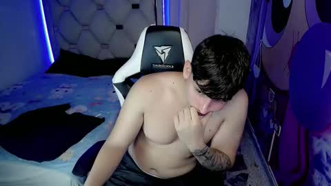 teddy online show from November 2025 01:07:02 AM