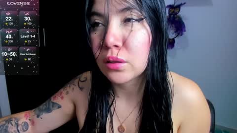 Ailyn  online show from December 2024 12:22:02 PM