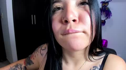 Ailyn  online show from February 2025 04:37:02 AM