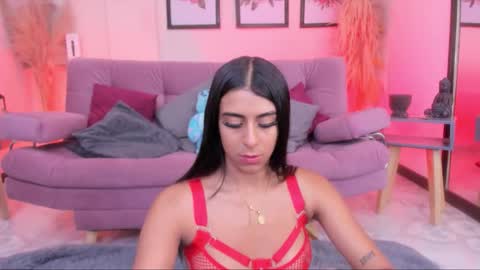 Snapshot of daaniela_moon chatting on November 2025 12:02:02 PM Daniela online show from November 2025 12:02:02 PM