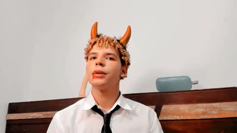 Snapshot of daark_eros chatting on October 2025 01:09:02 AM Dark Eros online show from October 2025 01:09:02 AM