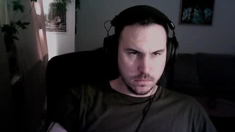 Snapshot of dadbodstephen chatting on January 2025 05:26:02 PM DadBodStephen online show from January 2025 05:26:02 PM