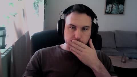 Snapshot of dadbodstephen chatting on January 2025 08:54:01 AM DadBodStephen online show from January 2025 08:54:01 AM