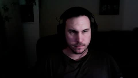 Snapshot of dadbodstephen chatting on January 2025 05:06:01 PM DadBodStephen online show from January 2025 05:06:01 PM