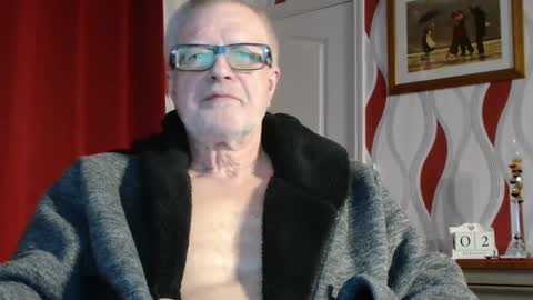 Brian ... online show from February 2025 09:02:01 PM