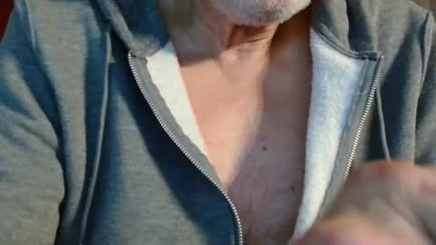 Brian ... online show from September 2025 07:58:01 PM