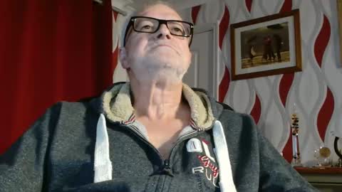 Brian ... online show from October 2025 08:09:02 PM