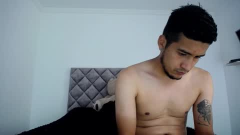 Snapshot of daddy_baby_horny chatting on February 2025 10:07:02 PM Antonella online show from February 2025 10:07:02 PM