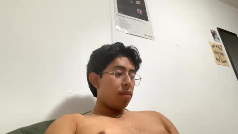 Snapshot of daddy_brunito chatting on September 2025 01:29:01 AM daddy_brunito online show from September 2025 01:29:01 AM