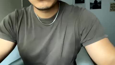 Snapshot of daddy_brunito chatting on October 2025 10:32:02 PM daddy_brunito online show from October 2025 10:32:02 PM