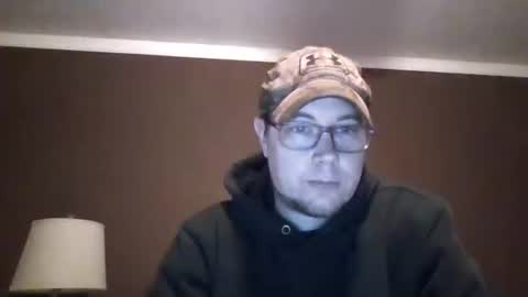 Snapshot of daddycam33 chatting on January 2025 10:08:01 PM DaddyCam33 online show from January 2025 10:08:01 PM