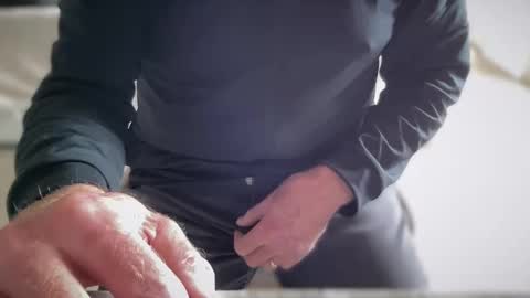 Snapshot of daddyfuckload chatting on January 2025 06:52:01 PM daddyfuckload online show from January 2025 06:52:01 PM