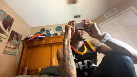 sexy tatted king bbc online show from November 2025 08:30:01 PM