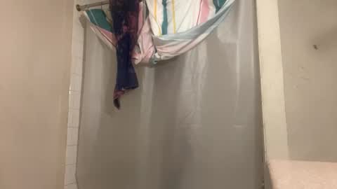 Snapshot of daddylongyk chatting on November 2025 09:51:02 PM daddylongyk online show from November 2025 09:51:02 PM