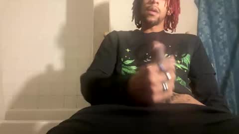 Snapshot of daddylongyk chatting on December 2025 01:21:02 AM daddylongyk online show from December 2025 01:21:02 AM