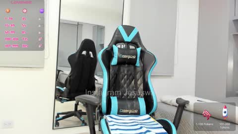 Snapshot of daddyrich4u chatting on November 2025 12:55:02 AM daddyrich4u online show from November 2025 12:55:02 AM