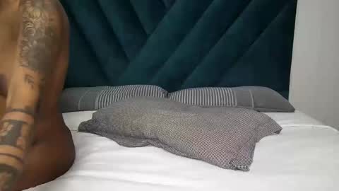 daddyslittleebony online show from October 2025 01:00:02 PM