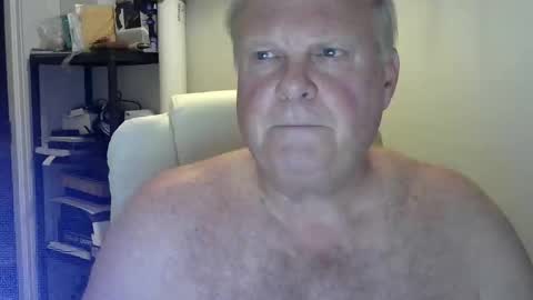 Snapshot of daddysmaster chatting on November 2025 12:02:01 AM Daddy online show from November 2025 12:02:01 AM