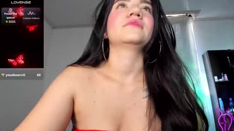 Snapshot of daddyspetite_ chatting on March 2026 04:54:01 PM Lili online show from March 2026 04:54:01 PM