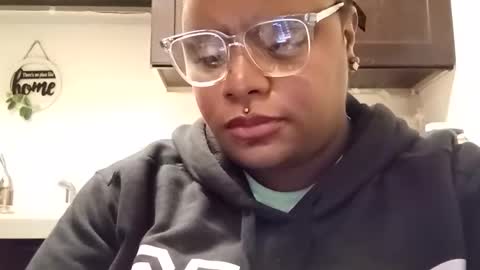 Snapshot of dadeesqtpieluvsu chatting on January 2026 02:25:01 AM DadeesQTPie online show from January 2026 02:25:01 AM