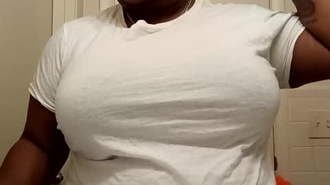 Snapshot of dadeesqtpieluvsu chatting on January 2026 08:14:01 PM DadeesQTPie online show from January 2026 08:14:01 PM